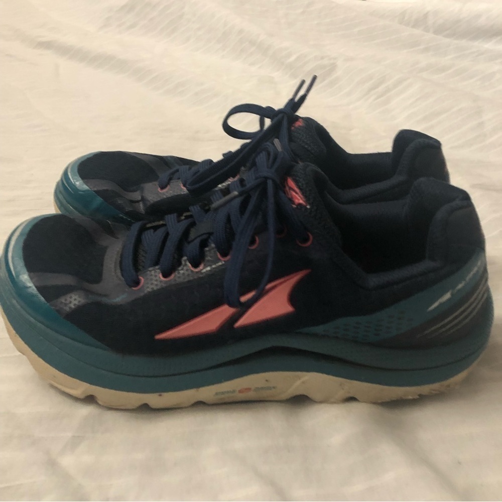 Altra A2635-5 Zero Drop Paradigm 2.0 Women’s  Blue Athletic Sneakers Size 9